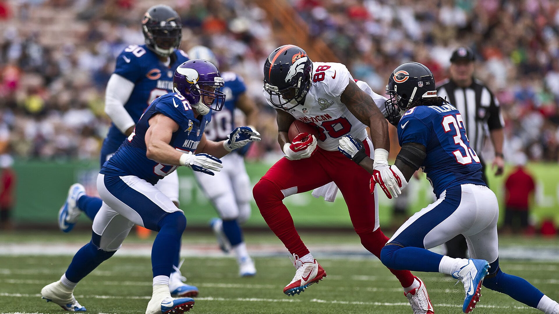 mk体育全站-特色足球场馆引入多功能智能娱乐系统，提升用户体验，足球场管理软件